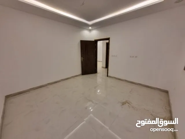 شقة للأيجار الرياض حي قرطبه