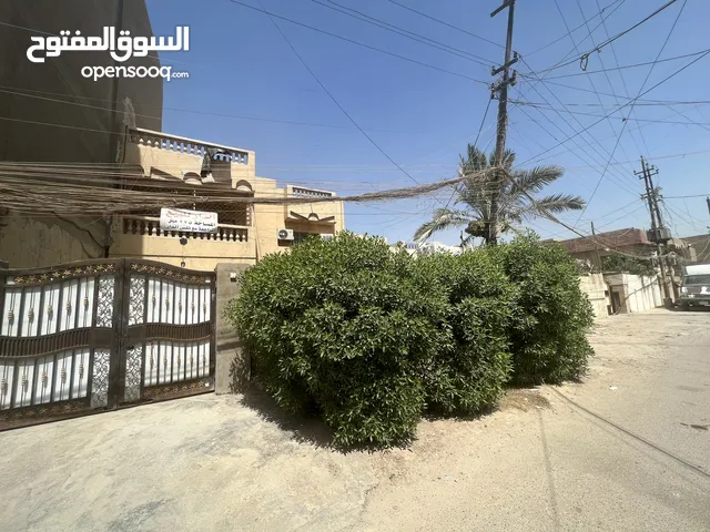 235 m2 5 Bedrooms Townhouse for Sale in Baghdad Jadeeda