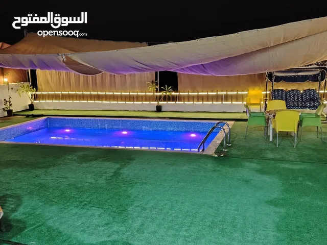 شاليه  طابقين مسطح 170 م على ارض 4 دنم  طريق جرش الزرقاء بسعر مغريه مطل ومرتفع