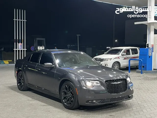 Used Chrysler 300 in Muscat