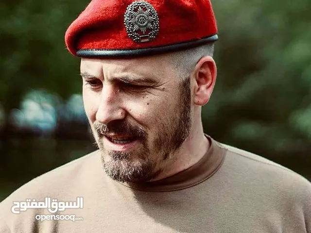 طاقيه طاقية بوريه بورية بيريه قائد السريه بالمجموعه متوفر اسود احمر زيتي مناسبه للرجال و النساء