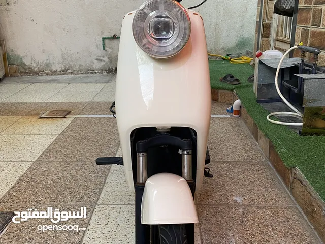 دراجة شحن نظيفة جداً بحالة جيدة 2024 للبيع