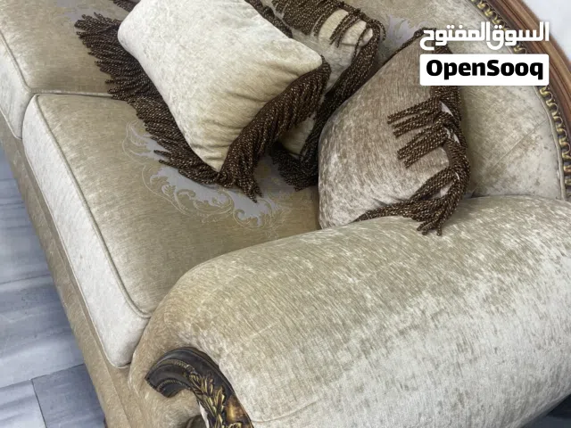 اثاث جديد في معرض جمال القصراوي خريبه السوق مقابل مخابز نوفل
