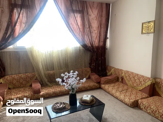 جلسة للبيع ب اعلى سعر مكانها جنزور ......................................................