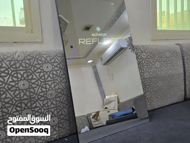 للبيع، الشاشة الرياضية.