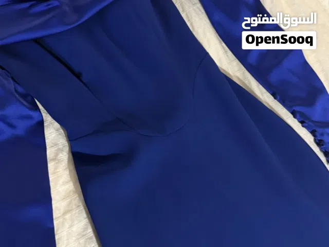 فستان للبيع الامارات
