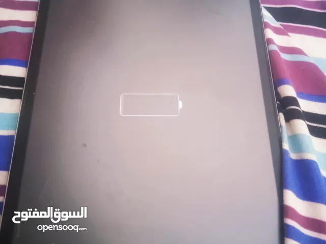 ايباد ابل للبيع بسعر 200 دولار جديد مستخدم