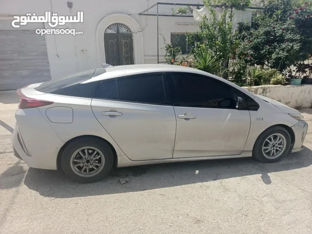 Used Toyota Prius in Irbid