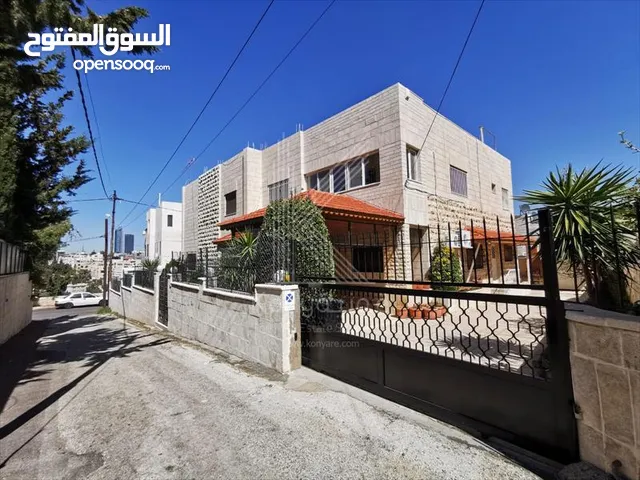 Villa for Sale in Abdoun Amman : Fancy Palace for Sale : Great Deals