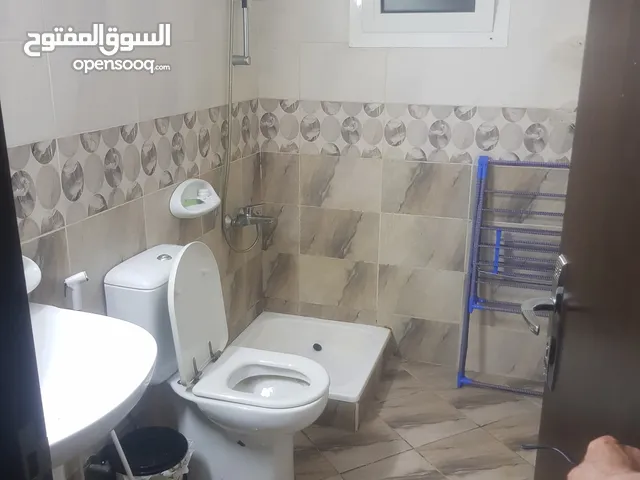 غرفه بحمام منفصل للايجار