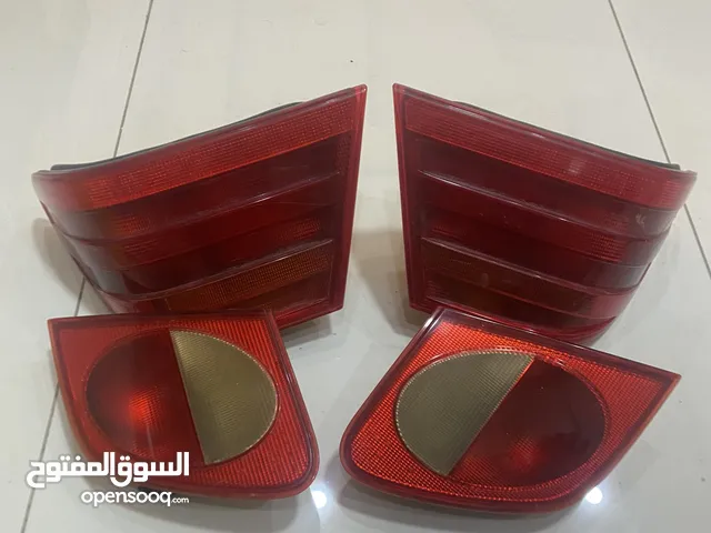 اضواو مرسيديس 1998 مستعملات للبيع