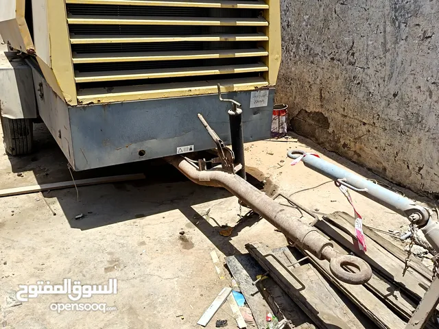 نشتري جميع انواع السكراب المعدات المستعمله والشغاله والحديد والألمنيوم