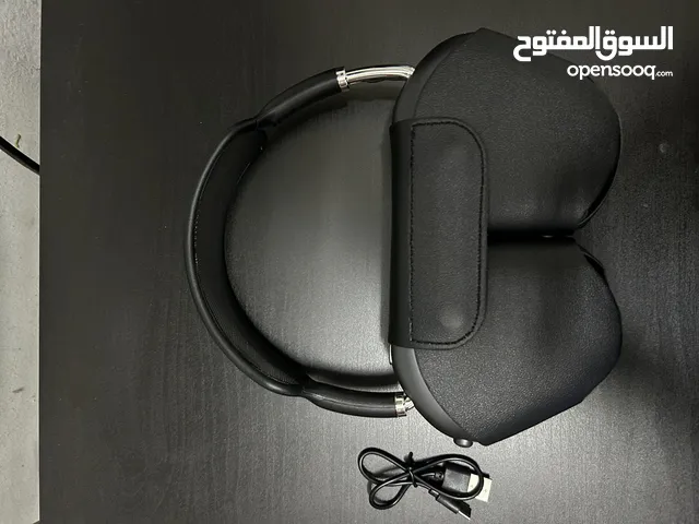 Airmax (no box,slightly used) price negotiable,urgent need to sell Price 25kd(negotiable)