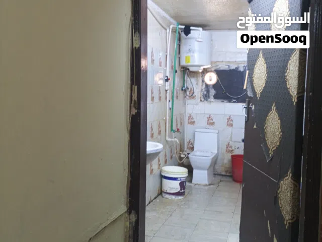 غرفة للإيجار الراشدية 3