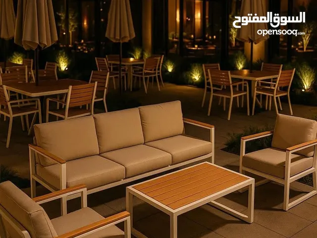 طاولات وكراسي وأطقم خارجية
