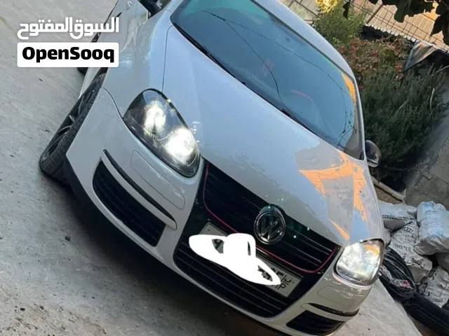 2010 فولكسفاغن جيتا Standard