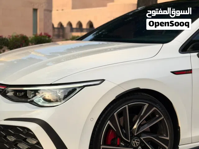 فلكسواجن جولف GTI خليجي 2021 فل اعلى مواصفات جلد رقم 1/1 التوب لاين بحالة وسيرفس الوكالة