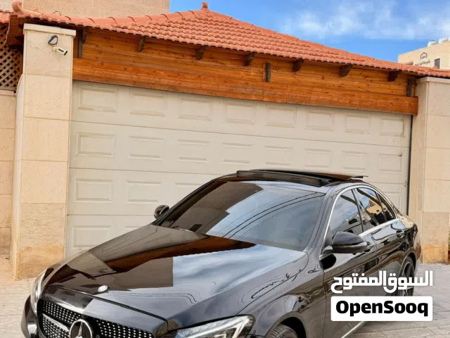 2016 مرسيدس بنز الفئة-C C 180