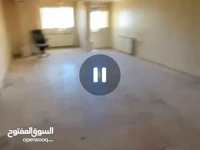 شقه للبيع في منطقه البيره مساحه 170متر