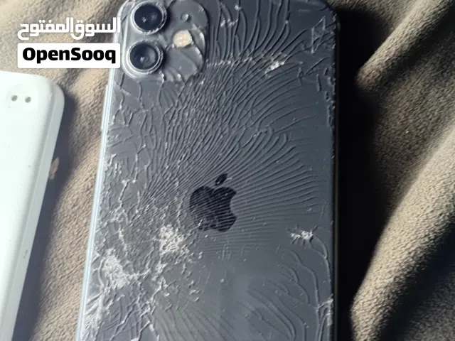 Apple iPhone 11 64 GB in Tripoli