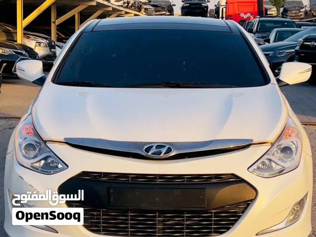 HYUNDAI SONATA 2014 WHITE FULL OPTION PANORAMA NEAT AND CLEAN  KMHEB415BEA095485