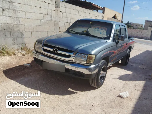 2005 Toyota Hilux Standard