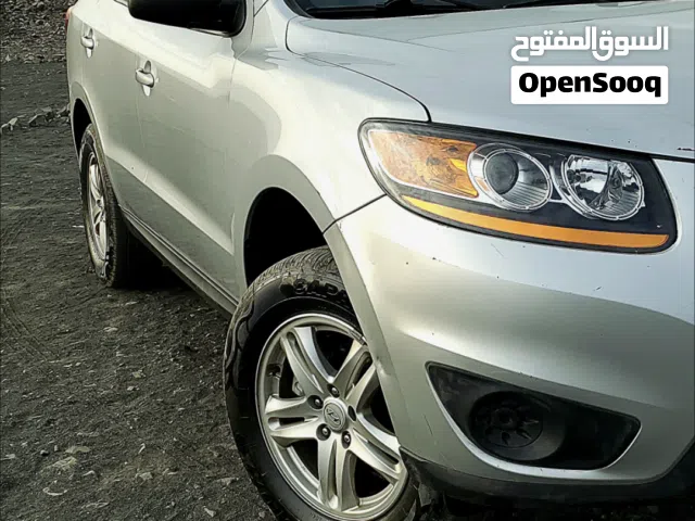 2010 هيونداي سنتافي Limited
