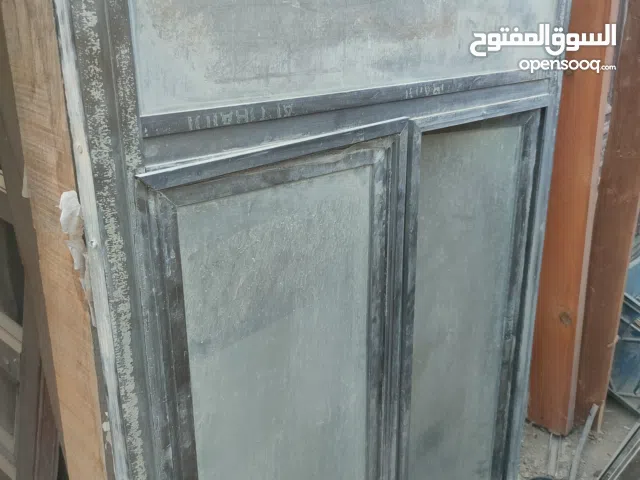 شبابيك المنيوم مستخدمة