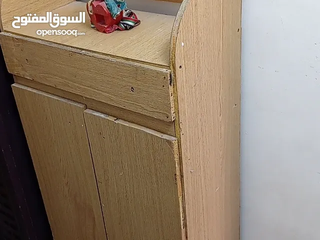 طاولتين وكرسي طعام للاطفال