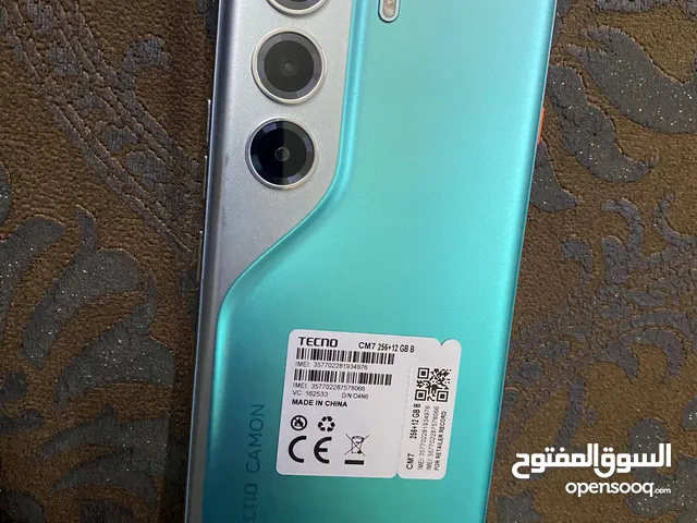 تلفون TECNO CAMON 40 Pro 5G للبيع شبه جديد ولا خدشه صرلو مفتوح من الكرتونه حوالي 3 اسابيع او اقل
