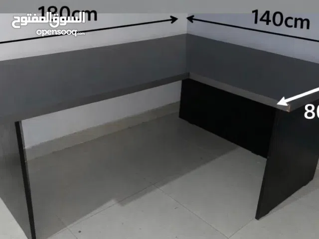 ميز كيمنك احترافي حرف L