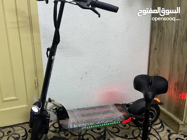 اسكوتر الوحش اول دفعه جديد ما دخل صيانه ولا انفك