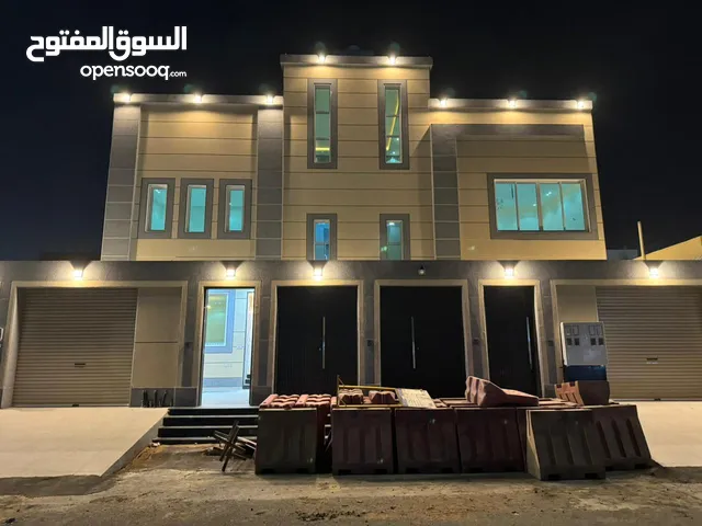 250 m2 5 Bedrooms Apartments for Sale in Tabuk Al Bawadi