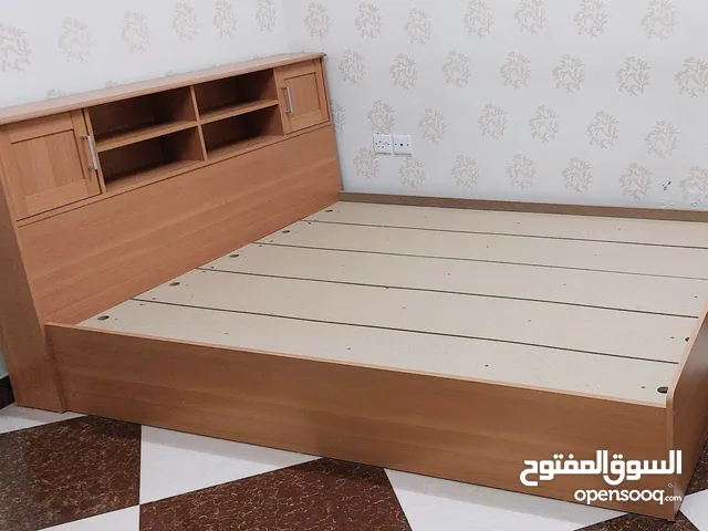 Queen size bed (190x150cm, Malaysia) as good as new.
