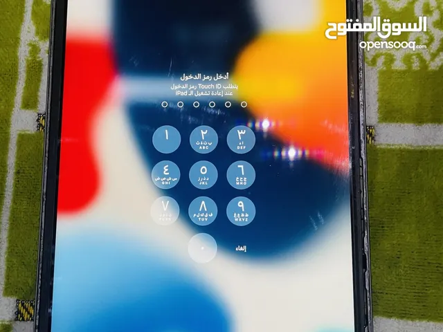 Apple iPad 7 64 GB in Al Khums