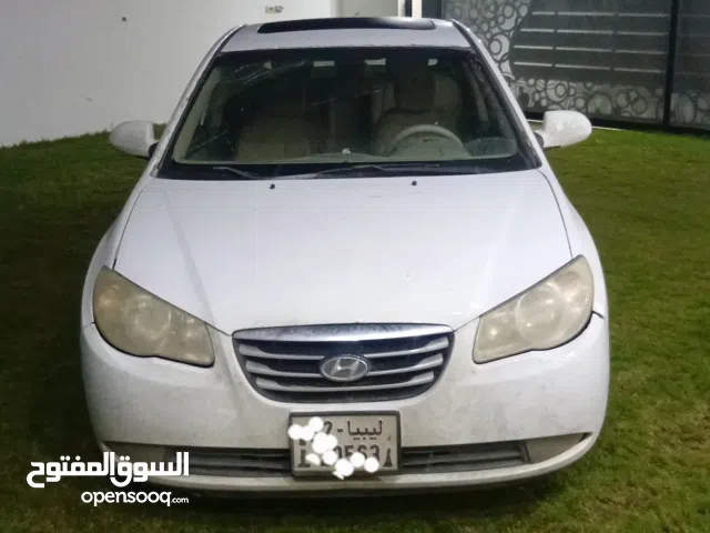 Used Hyundai Avante in Tripoli