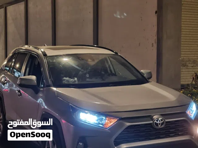 2020 Toyota RAV 4 XLE