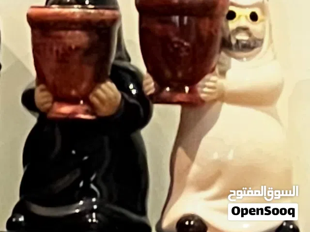 Decorative Items At Throw Away Price