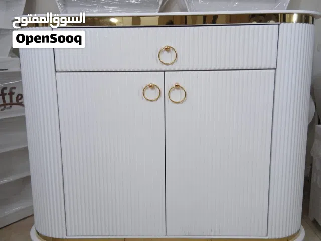 جزامه كلاسيك بدرج خامه mdf اسباني رجول استانلس المقاس طول 105 سم عمق34 سم عرض110 سم ا