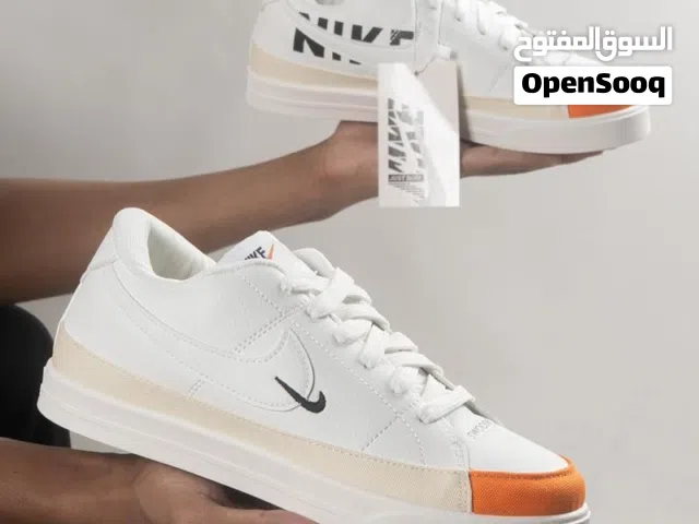 كوتشي Nike ستايل كاجوال شبابي