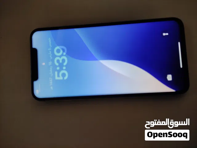 ايفون 11 بروماكس