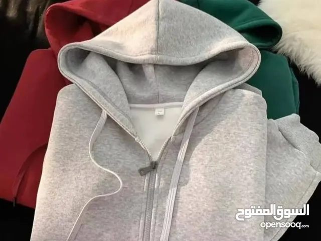 بلوفرات الشتاء جودة و خبرة مقاسات عادية و جامبو . متوفرة الآن ب عدة ألوان متاح توصيل و شحن لكل للولا