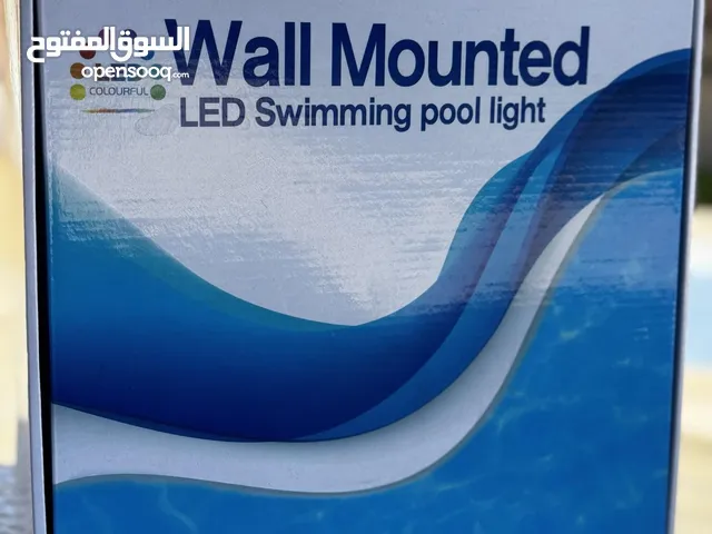 اضاءة حوض سباحة متعددة الألوان LED