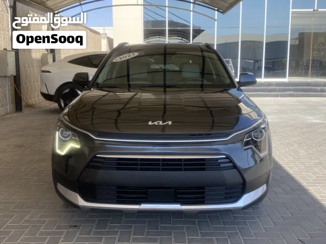 2023 كيا نيرو LX