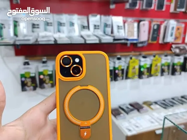 iPhone 15 مستخدم