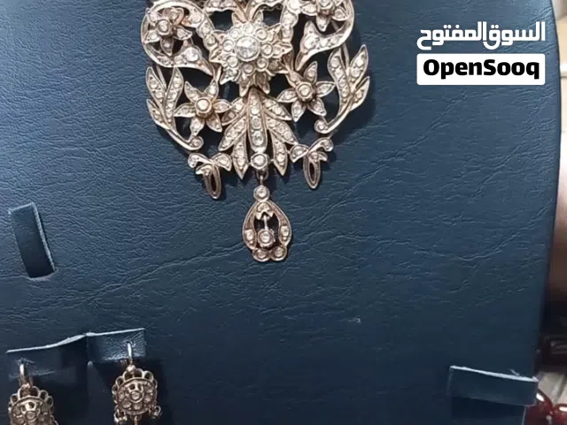 عقد ذهب مرصع بلالماس صياغه يدويه عثماني عمر 150 عام