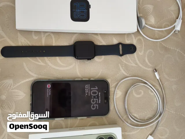 iPhone 17 256GB and Apple Watch series SE 3