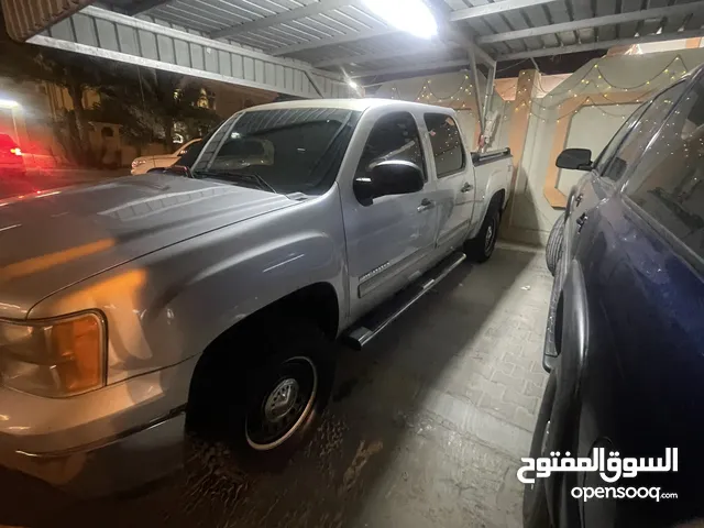 Used GMC Sierra in Doha