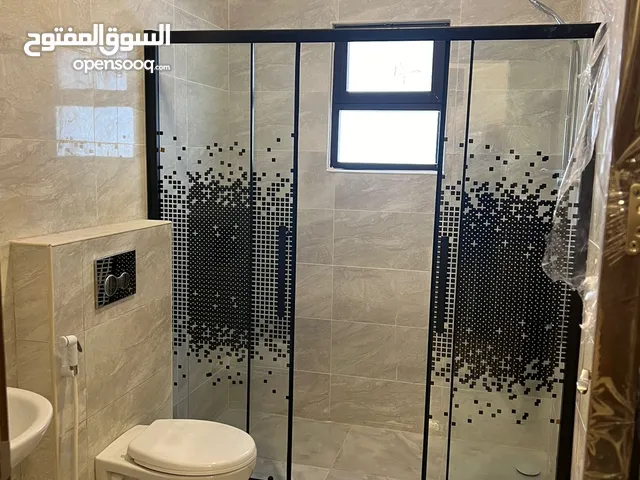 155 m2 3 Bedrooms Apartments for Sale in Irbid Ghorfat Al Tejara