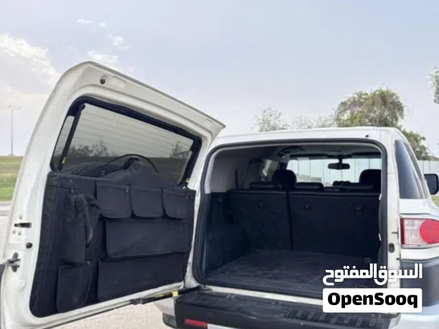 2013 تويوتا FJ Standard